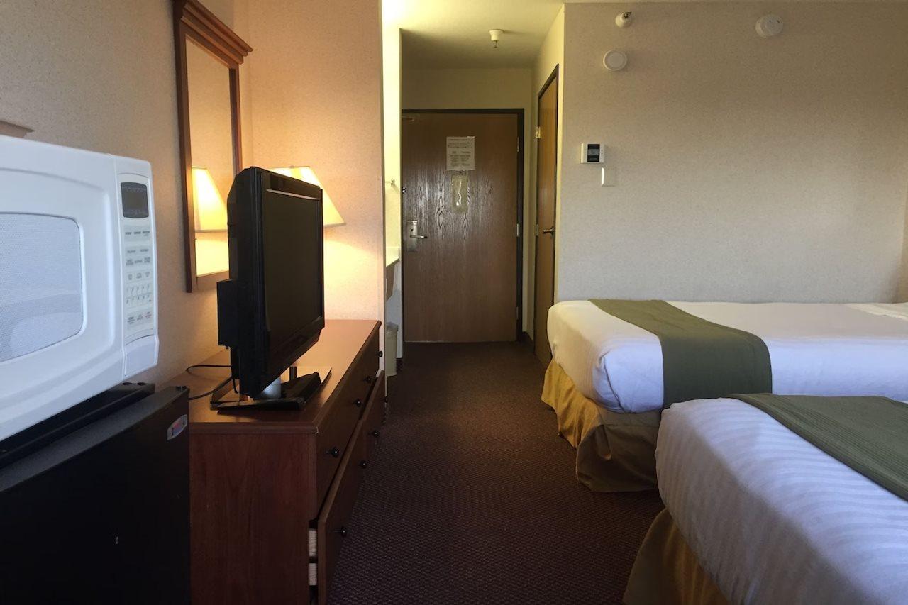 Quality Inn & Suites Віллоуз Екстер'єр фото