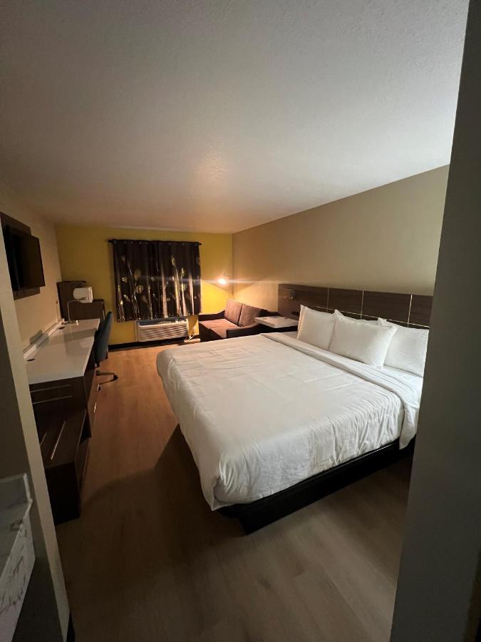 Quality Inn & Suites Віллоуз Екстер'єр фото